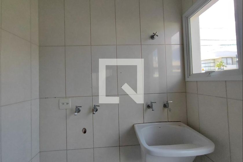 Casa à Venda - Swiss Park, 3 Quartos,  200 m2 em , Campinas - sp | SoloBR