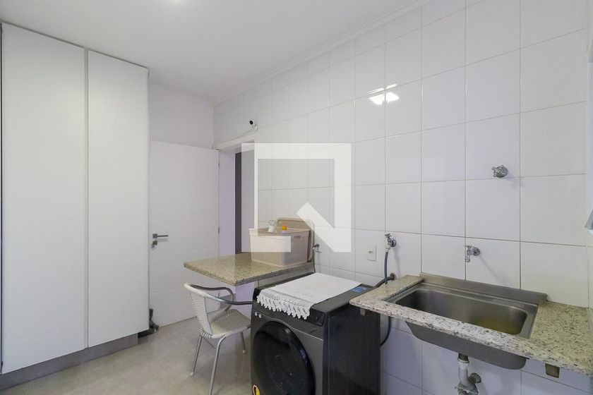 Casa à Venda - Parque Prado, 4 Quartos,  365 m2 em , Campinas - sp | SoloBR