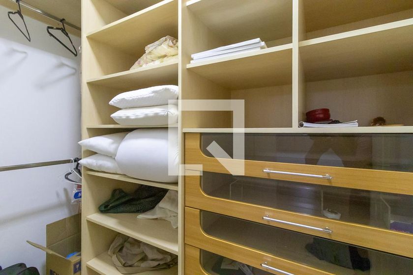 Casa à Venda - Parque Prado, 4 Quartos,  365 m2 em , Campinas - sp | SoloBR