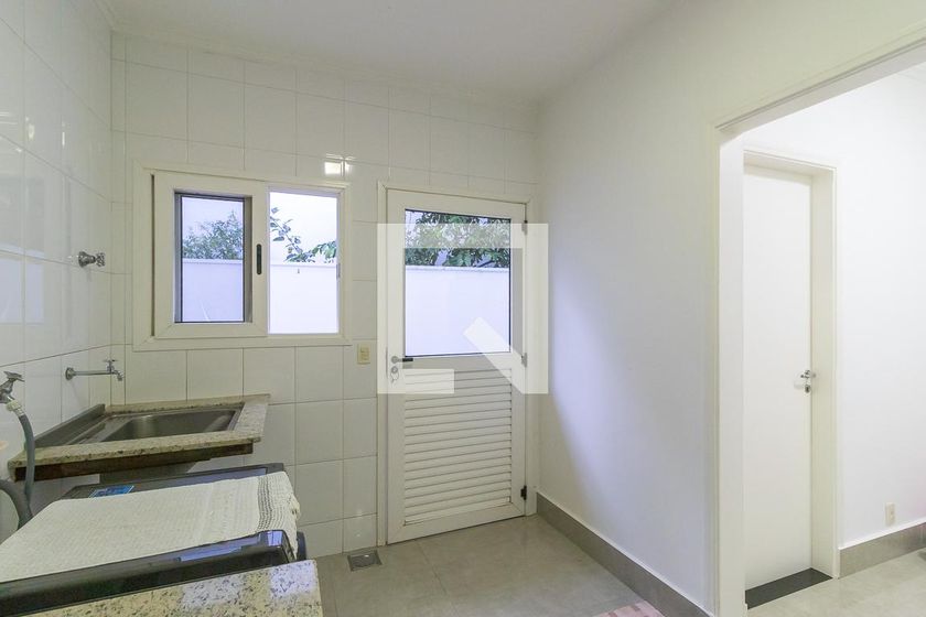 Casa à Venda - Parque Prado, 4 Quartos,  365 m2 em , Campinas - sp | SoloBR