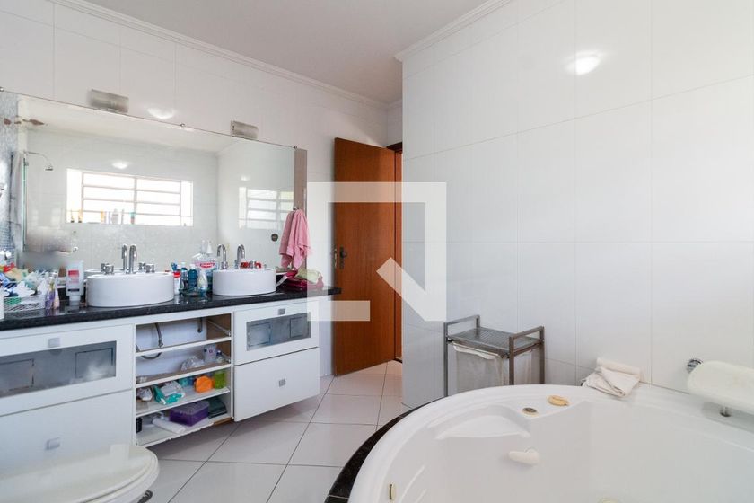 Casa, 4 quartos, 332 m² - Foto 59