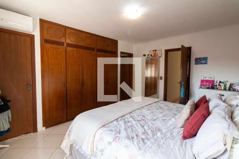Casa, 4 quartos, 332 m² - Foto 51