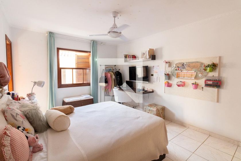 Casa, 4 quartos, 332 m² - Foto 35