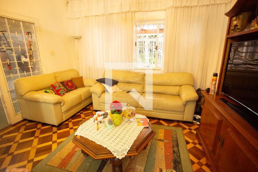 Casa, 3 quartos, 200 m² - Foto 2