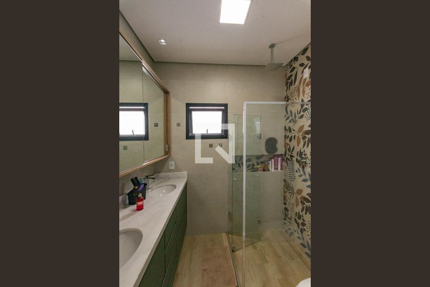 Casa à Venda - Swiss Park, 4 Quartos,  225 m2 em , Campinas - sp | SoloBR