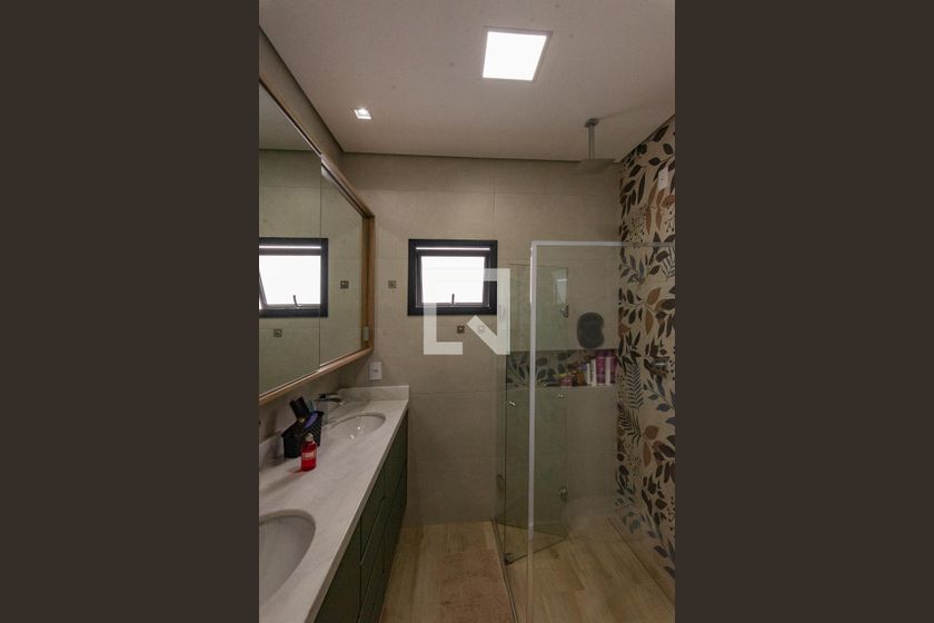 Casa à Venda - Swiss Park, 4 Quartos,  225 m2 em , Campinas - sp | SoloBR