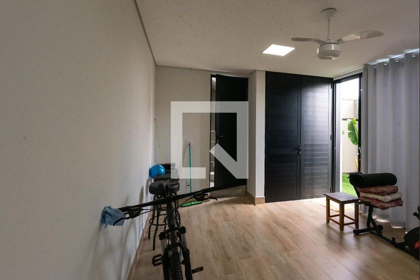 Casa à Venda - Swiss Park, 4 Quartos,  225 m2 em , Campinas - sp | SoloBR