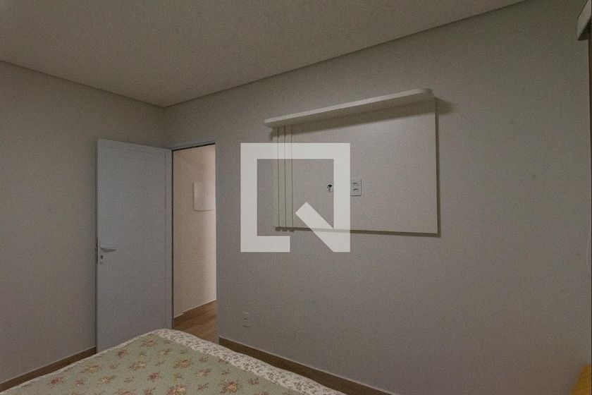 Casa à Venda - Swiss Park, 4 Quartos,  225 m2 em , Campinas - sp | SoloBR