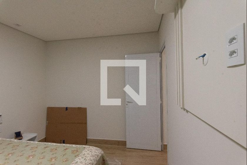 Casa à Venda - Swiss Park, 4 Quartos,  225 m2 em , Campinas - sp | SoloBR