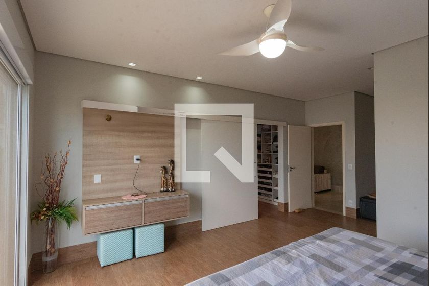 Casa à Venda - Swiss Park, 3 Quartos,  405 m2 em , Campinas - sp | SoloBR