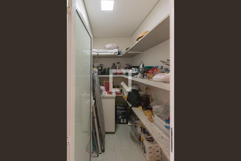 Casa à Venda - Swiss Park, 3 Quartos,  405 m2 em , Campinas - sp | SoloBR