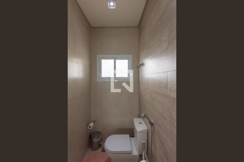 Casa à Venda - Swiss Park, 3 Quartos,  405 m2 em , Campinas - sp | SoloBR
