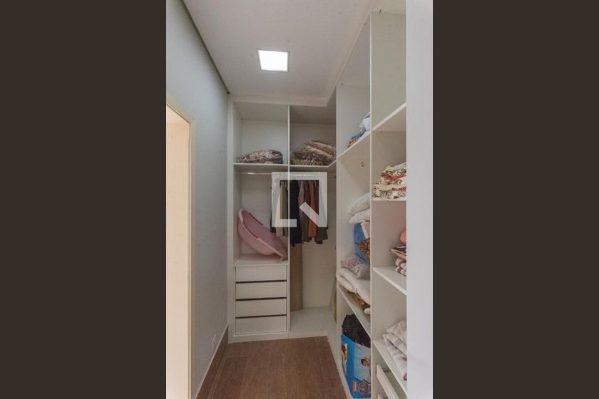Casa à Venda - Swiss Park, 3 Quartos,  405 m2 em , Campinas - sp | SoloBR