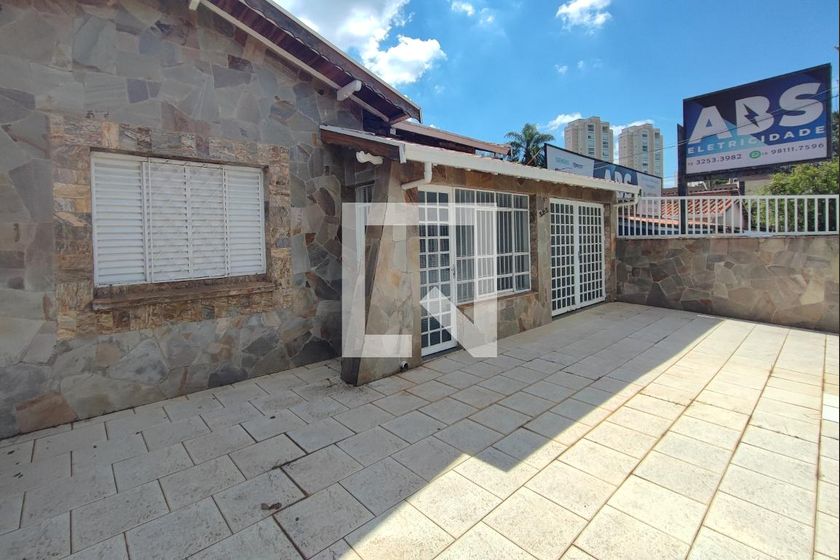 Casa à Venda - Cambuí, 4 Quartos,  300 m2 em , Campinas - sp | SoloBR