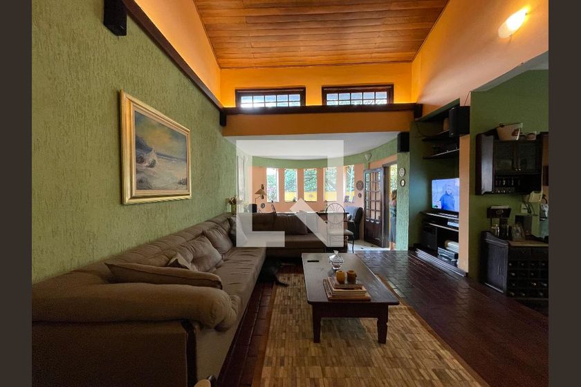 Casa, 5 quartos, 230 m² - Foto 3