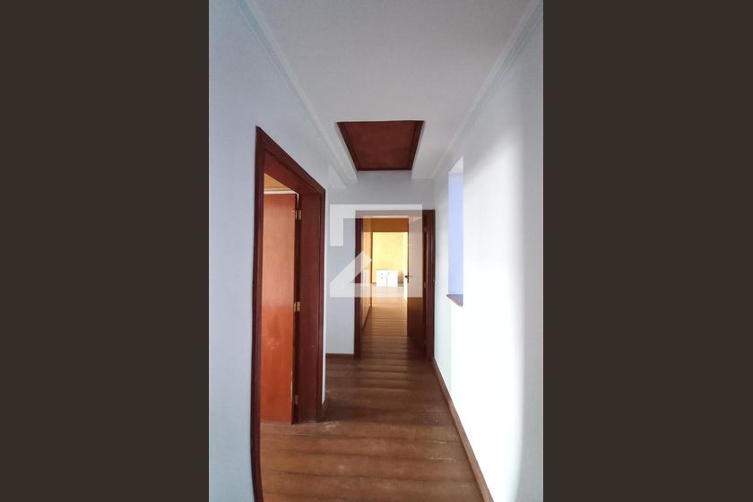 Casa à Venda - Jardim do Lago, 3 Quartos,  250 m2 em , Campinas - sp | SoloBR
