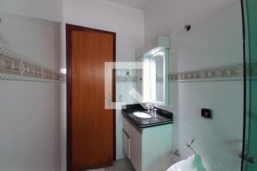 Casa à Venda - Jardim do Lago, 3 Quartos,  250 m2 em , Campinas - sp | SoloBR