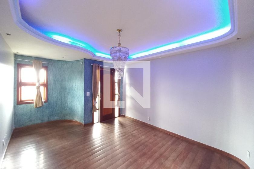 Casa à Venda - Jardim do Lago, 3 Quartos,  250 m2 em , Campinas - sp | SoloBR