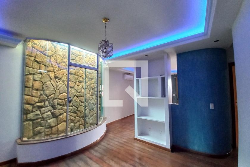 Casa à Venda - Jardim do Lago, 3 Quartos,  250 m2 em , Campinas - sp | SoloBR