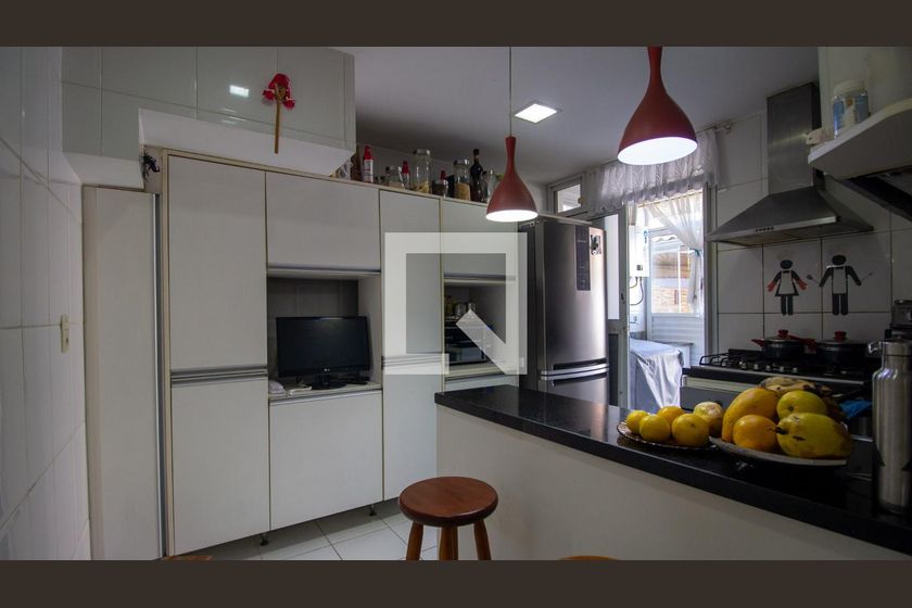Casa, 4 quartos, 180 m² - Foto 31