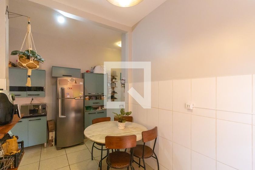 Casa à Venda - Taquaral, 2 Quartos,  172 m2 em , Campinas - sp | SoloBR