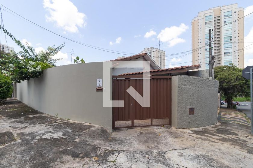 Casa à Venda - Taquaral, 2 Quartos,  172 m2 em , Campinas - sp | SoloBR