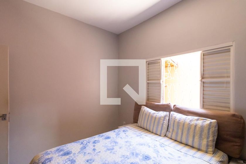 Casa à Venda - Taquaral, 2 Quartos,  172 m2 em , Campinas - sp | SoloBR