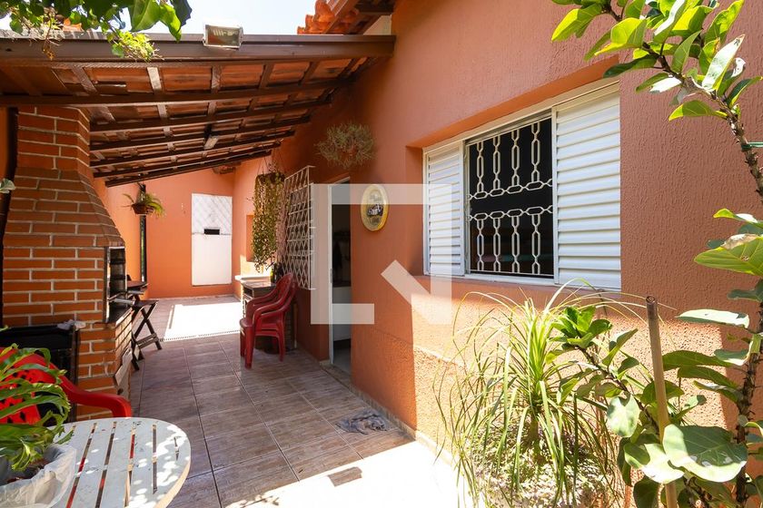 Casa à Venda - Taquaral, 2 Quartos,  172 m2 em , Campinas - sp | SoloBR