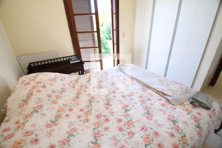 Casa à Venda - Jardim Flamboyant, 4 Quartos,  258 m2 em , Campinas - sp | SoloBR