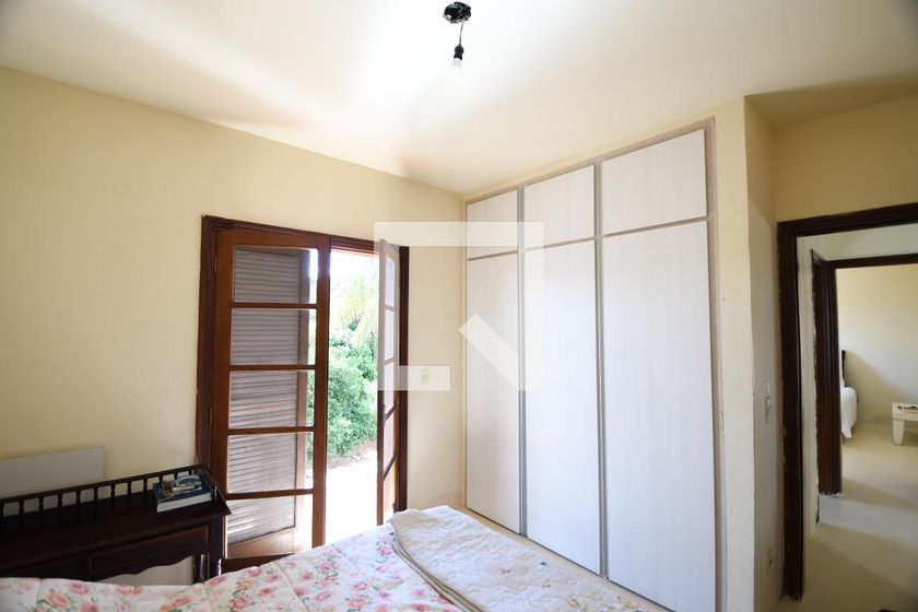 Casa à Venda - Jardim Flamboyant, 4 Quartos,  258 m2 em , Campinas - sp | SoloBR