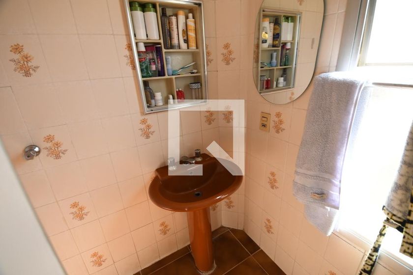 Casa à Venda - Jardim Flamboyant, 4 Quartos,  258 m2 em , Campinas - sp | SoloBR