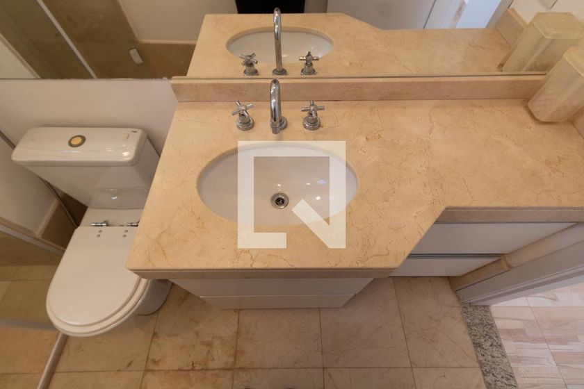 Apartamento à Venda - Mansões Santo Antônio, 3 Quartos,  210 m2 em , Campinas - sp | SoloBR