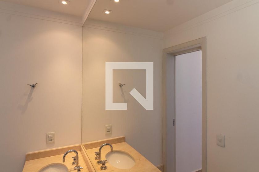 Apartamento à Venda - Mansões Santo Antônio, 3 Quartos,  210 m2 em , Campinas - sp | SoloBR