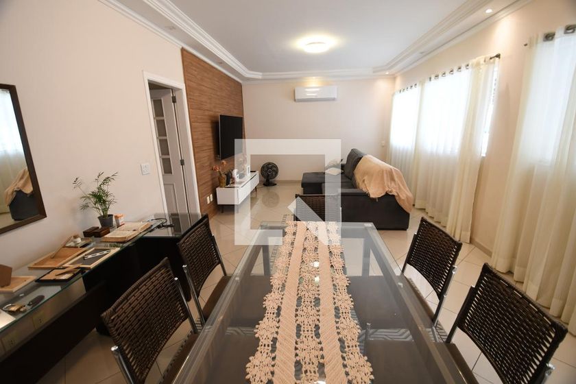 Casa à Venda - Taquaral, 3 Quartos,  189 m2 em , Campinas - sp | SoloBR