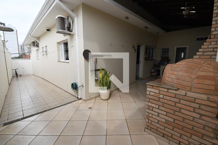Casa à Venda - Taquaral, 3 Quartos,  189 m2 em , Campinas - sp | SoloBR