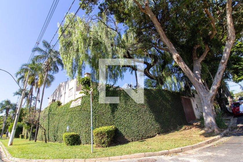 Casa à Venda - Jardim Planalto, 5 Quartos,  380 m2 em , Campinas - sp | SoloBR