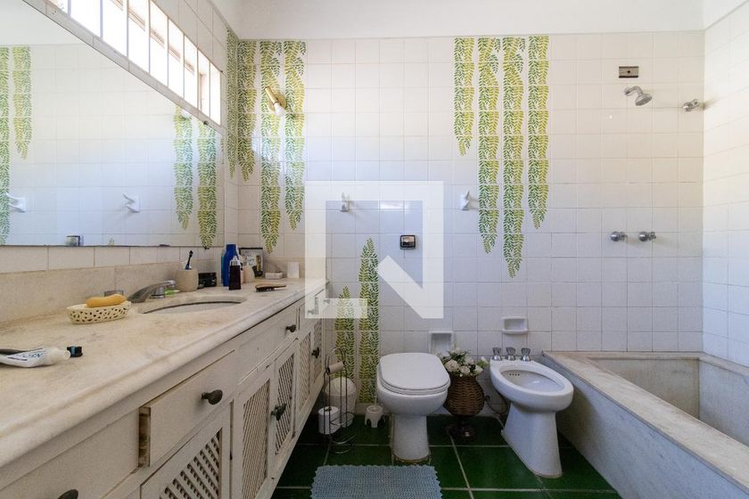 Casa à Venda - Jardim Planalto, 5 Quartos,  380 m2 em , Campinas - sp | SoloBR