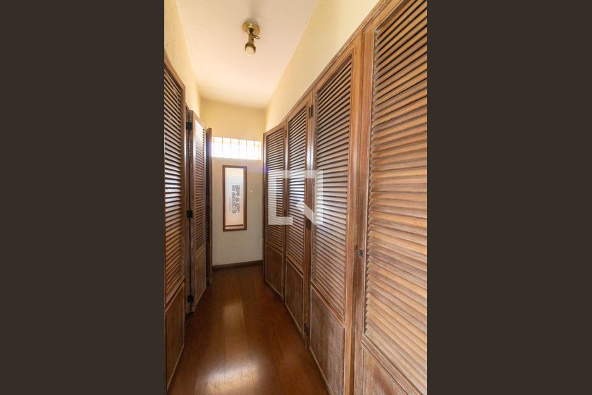 Casa à Venda - Jardim Planalto, 5 Quartos,  380 m2 em , Campinas - sp | SoloBR