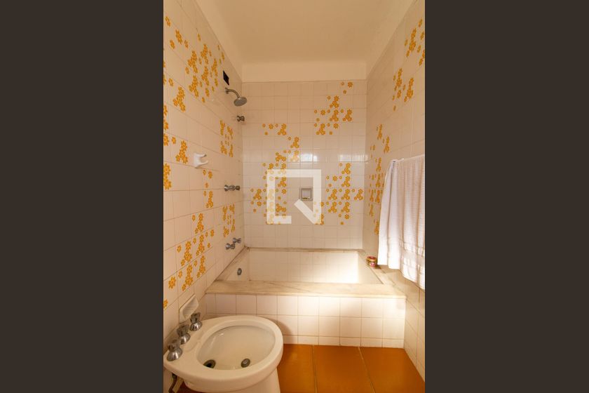 Casa à Venda - Jardim Planalto, 5 Quartos,  380 m2 em , Campinas - sp | SoloBR