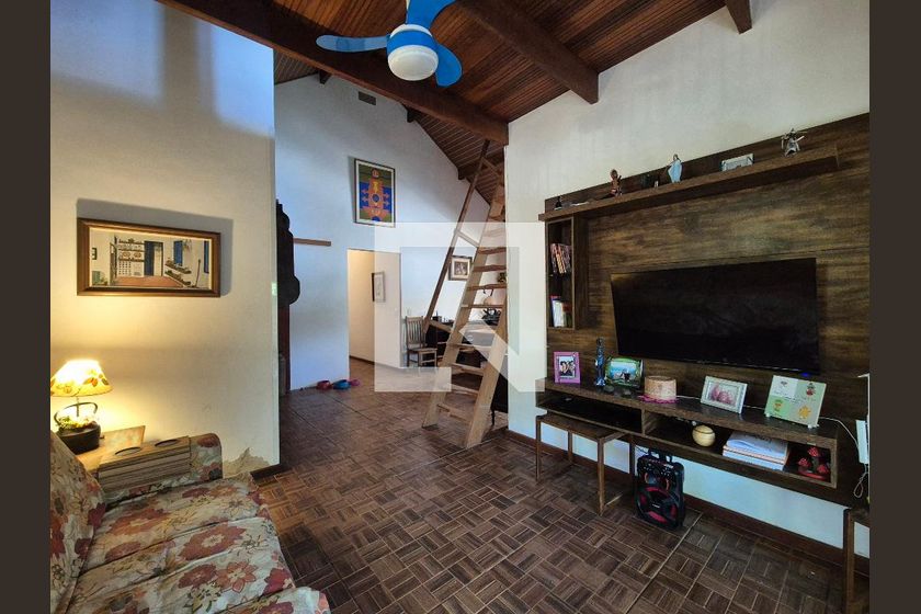 Casa, 3 quartos, 105 m² - Foto 1