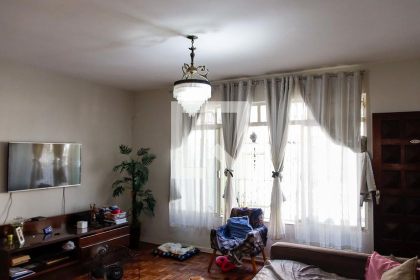 Casa, 4 quartos, 273 m² - Foto 1