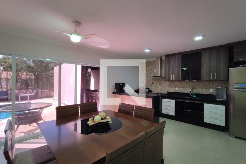 Casa à Venda - Swiss Park, 5 Quartos,  560 m2 em , Campinas - sp | SoloBR