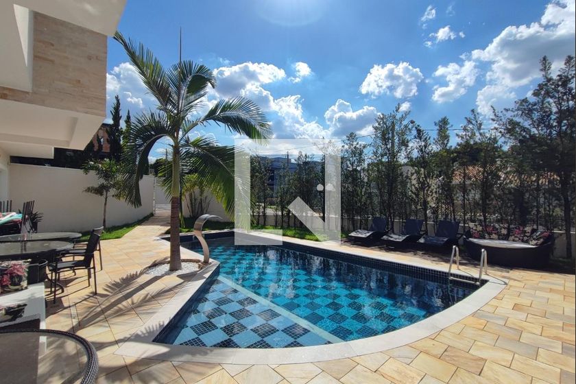 Casa à Venda - Swiss Park, 5 Quartos,  560 m2 em , Campinas - sp | SoloBR
