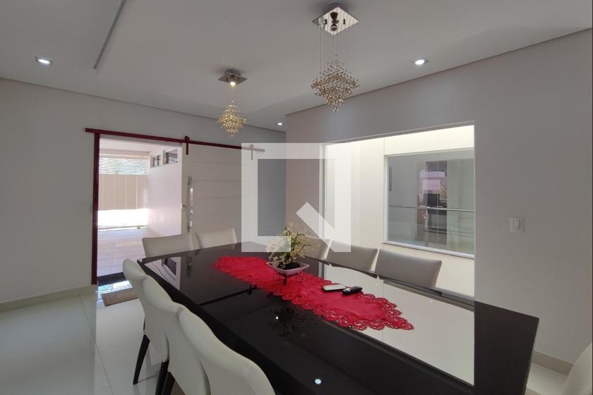 Casa à Venda - Swiss Park, 5 Quartos,  560 m2 em , Campinas - sp | SoloBR