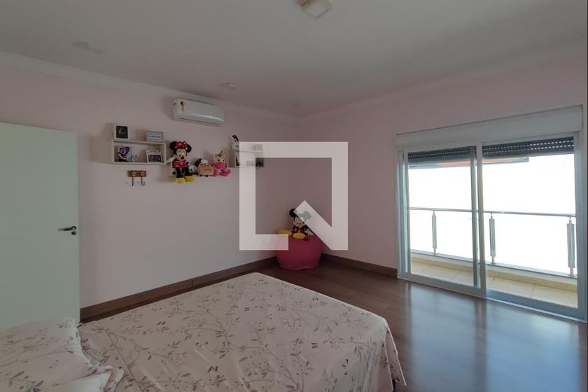 Casa à Venda - Swiss Park, 5 Quartos,  560 m2 em , Campinas - sp | SoloBR