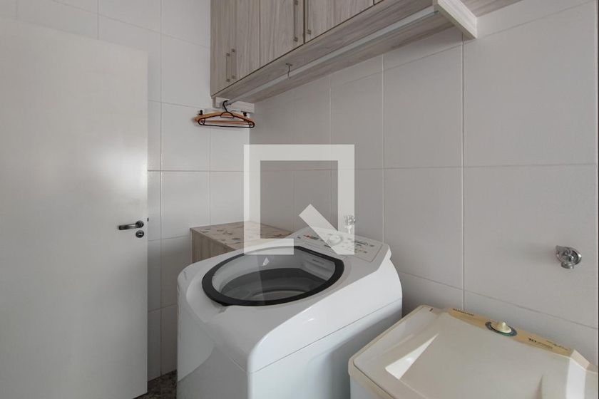 Casa à Venda - Swiss Park, 5 Quartos,  560 m2 em , Campinas - sp | SoloBR