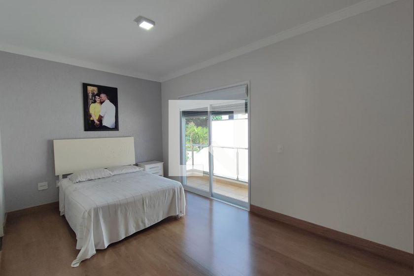 Casa à Venda - Swiss Park, 5 Quartos,  560 m2 em , Campinas - sp | SoloBR