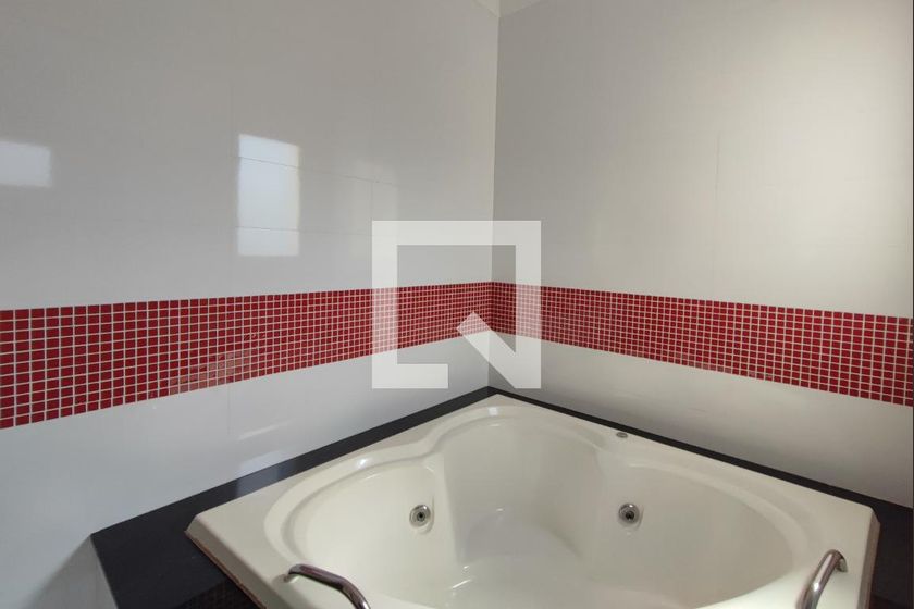 Casa à Venda - Swiss Park, 5 Quartos,  560 m2 em , Campinas - sp | SoloBR