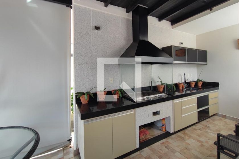 Casa à Venda - Swiss Park, 5 Quartos,  560 m2 em , Campinas - sp | SoloBR