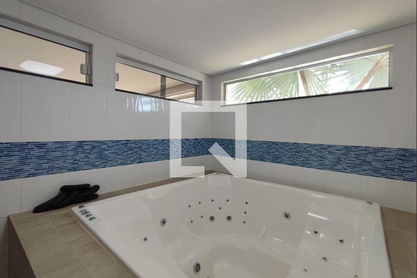 Casa à Venda - Swiss Park, 5 Quartos,  560 m2 em , Campinas - sp | SoloBR